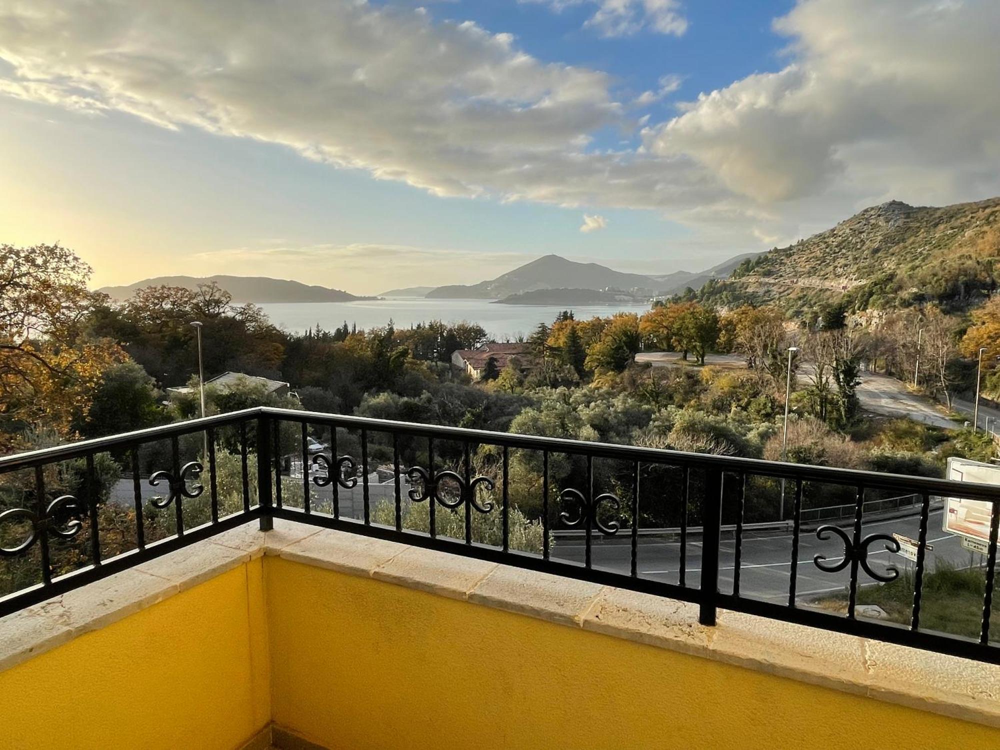 Lux Apartment Amarin Pržno Εξωτερικό φωτογραφία